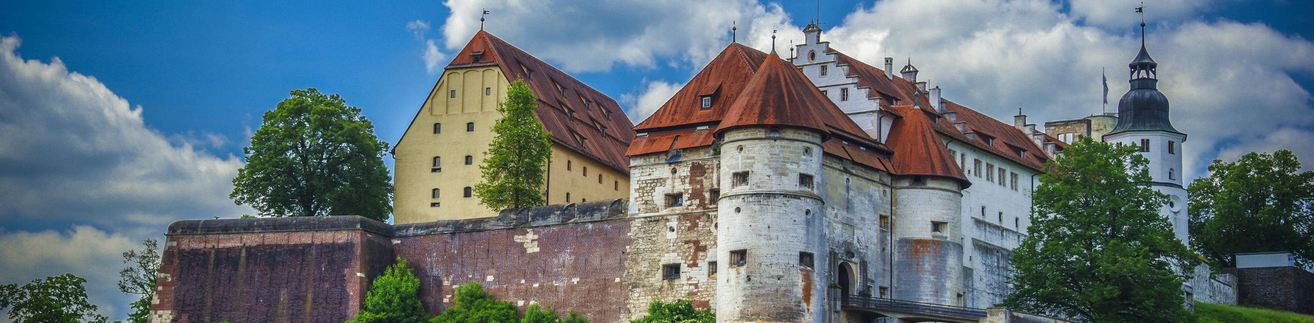 Alternativtext der Kopfgrafik (Bitte ausfüllen)