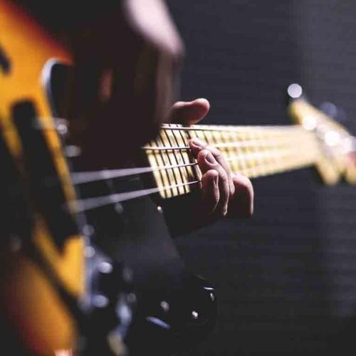 Bassgitarre, Foto: Pexels auf Pixabay