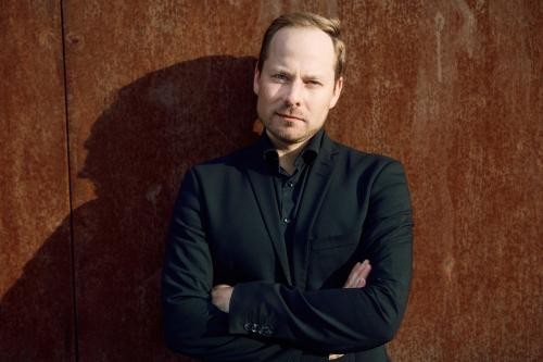 Am Mittwoch, 6. Mai 2026, endet die laufende Poetry-Slam-Saison mit einem letzten großen Kräftemessen im Lokschuppen. Foto: Marvin Ruppert Am Mittwoch, 6. Mai 2026, endet die laufende Poetry-Slam-Saison mit einem letzten großen Kräftemessen im Lokschuppen. Foto: Marvin Ruppert