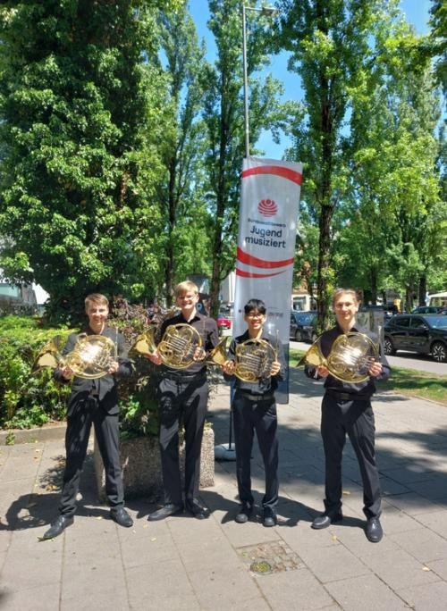Hornquartett der Musikschulen Heidenheim und Giengen Hornquartett der Musikschulen Heidenheim und Giengen
