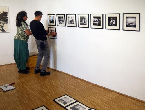 Aufbau der Ausstellung. Foto: Albrecht Briz Aufbau der Ausstellung. Foto: Albrecht Briz