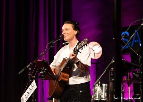 Am Samstag, 15. August, ist Sassi Petschenka mit ihrer Band mit Kultur-Laster bei „Kultur in der City“ quer durch die Innenstadt unterwegs. Foto: Cindy Schramek Am Samstag, 15. August, ist Sassi Petschenka mit ihrer Band mit Kultur-Laster bei „Kultur in der City“ quer durch die Innenstadt unterwegs. Foto: Cindy Schramek