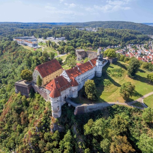 Schloss Hellenstein auf dem Schlossberg 