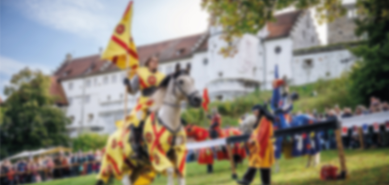Mittelaltermarkt auf Schloss Hellenstein. Foto: Oliver Vogel